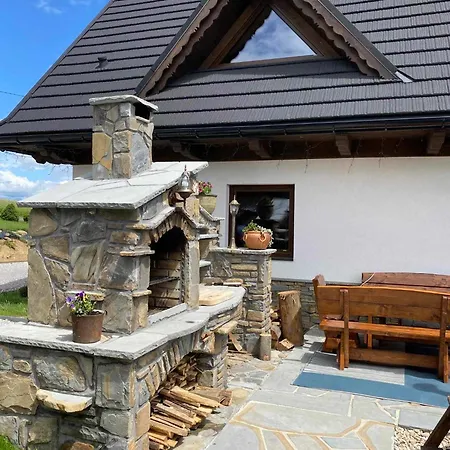 Nr2 Osada Pod Giewontem * Czerwienne